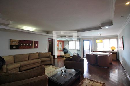 Apartamento para alugar com 238m², 4 quartos e 4 vagasSala