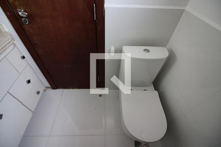 Apartamento à venda com 238m², 4 quartos e 4 vagasBanheiro da Suíte 2