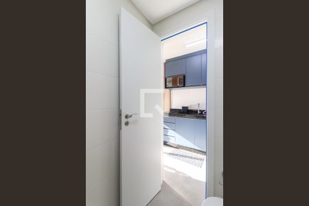 Studio para alugar com 19m², 1 quarto e sem vaga Studio para alugar com 19m², 1 quarto e sem vagaBanheiro Social