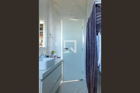 Casa para alugar com 250m², 3 quartos e 6 vagasBanheiro da Suíte 2