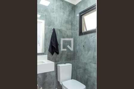 Casa para alugar com 250m², 3 quartos e 6 vagasLavabo