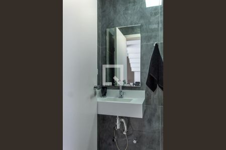 Casa para alugar com 250m², 3 quartos e 6 vagasLavabo