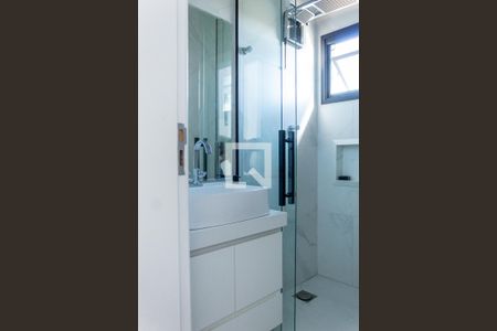 Casa para alugar com 250m², 3 quartos e 6 vagasBanheiro da Suíte 1