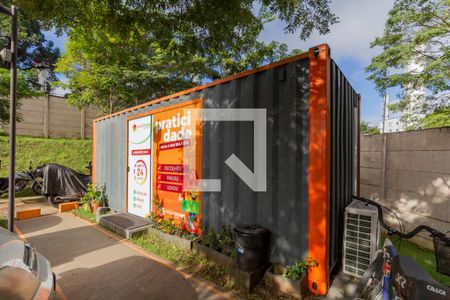 Apartamento para alugar com 35m², 2 quartos e sem vaga Apartamento para alugar com 35m², 2 quartos e sem vagaÁrea Comum - Mini Mercado