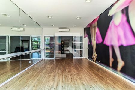 Apartamento para alugar com 104m², 2 quartos e 2 vagasÁrea Comum - Sala de Dança