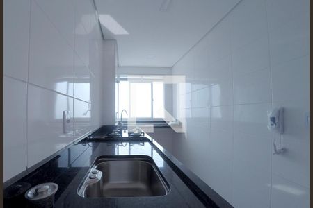 Cozinha e Área de Serviço de apartamento para alugar com 2 quartos, 43m² em Parque São Vicente, Mauá