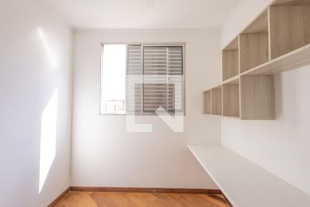 Apartamento à venda com 76m², 3 quartos e 1 vagaQuarto 2