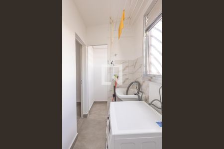 Apartamento à venda com 76m², 3 quartos e 1 vagaÁrea de Serviço