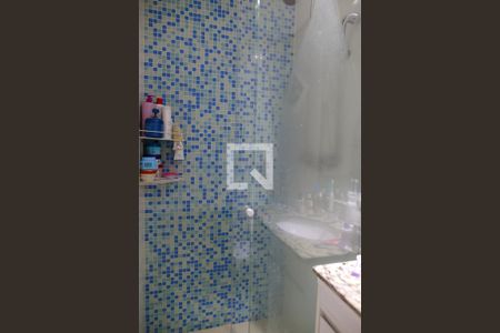 Apartamento à venda com 79m², 2 quartos e 2 vagasBanheiro da Suíte