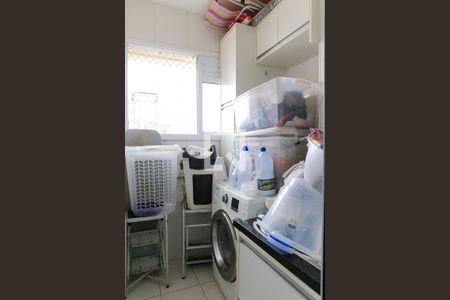 Apartamento à venda com 79m², 2 quartos e 2 vagasÁrea de Serviço