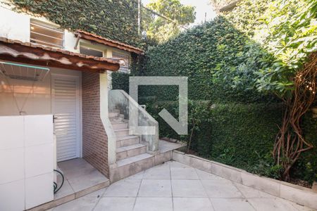 Casa de condomínio para alugar com 50m², 2 quartos e 1 vaga Casa de condomínio para alugar com 50m², 2 quartos e 1 vagaQuintal