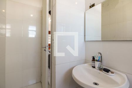 Casa de condomínio para alugar com 50m², 2 quartos e 1 vaga Casa de condomínio para alugar com 50m², 2 quartos e 1 vagaBanheiro