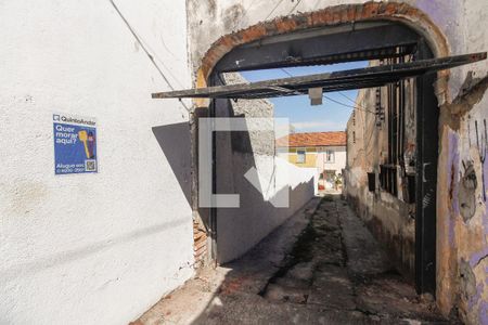 Casa de condomínio para alugar com 50m², 2 quartos e 1 vaga Casa de condomínio para alugar com 50m², 2 quartos e 1 vagaFachada