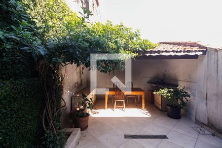 Casa de condomínio para alugar com 50m², 2 quartos e 1 vaga Casa de condomínio para alugar com 50m², 2 quartos e 1 vagaQuintal