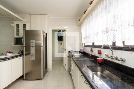 Apartamento para alugar com 134m², 3 quartos e 4 vagasCozinha