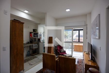 Sala  de apartamento para alugar com 1 quarto, 55m² em Granja Viana, Cotia
