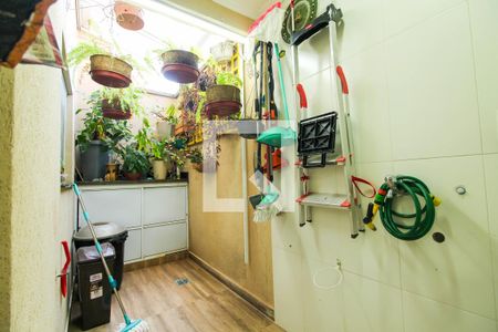 Casa de condomínio à venda com 190m², 3 quartos e 2 vagasÁrea de Serviço