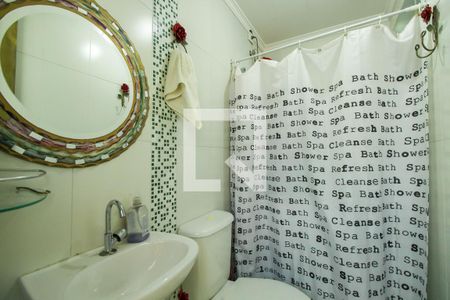 Casa de condomínio à venda com 190m², 3 quartos e 2 vagasBanheiro da área gourmet