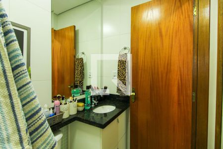 Casa de condomínio à venda com 190m², 3 quartos e 2 vagasBanheiro