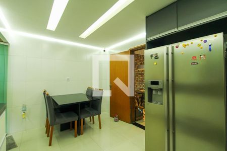 Casa de condomínio à venda com 190m², 3 quartos e 2 vagasCozinha