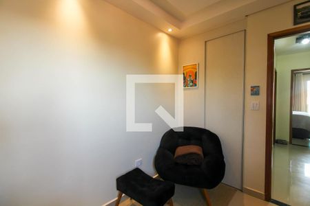 Casa de condomínio à venda com 190m², 3 quartos e 2 vagasQuarto 2