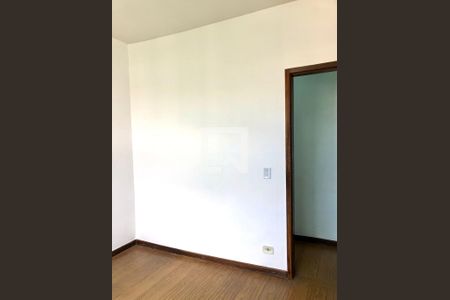 Apartamento à venda com 80m², 3 quartos e 2 vagas Apartamento à venda com 80m², 3 quartos e 2 vagasQuarto 1