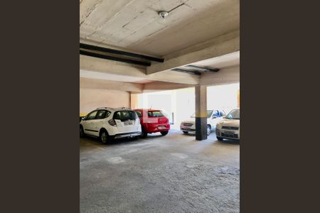 Apartamento à venda com 80m², 3 quartos e 2 vagas Apartamento à venda com 80m², 3 quartos e 2 vagasGaragem