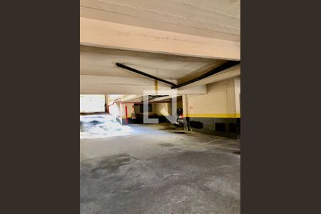 Apartamento à venda com 80m², 3 quartos e 2 vagas Apartamento à venda com 80m², 3 quartos e 2 vagasGaragem