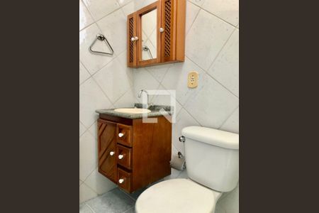 Apartamento à venda com 80m², 3 quartos e 2 vagas Apartamento à venda com 80m², 3 quartos e 2 vagasBanheiro