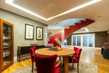 Casa à venda com 4 quartos, 1007m² em Jardim Silvia (Zona Oeste), São Paulo