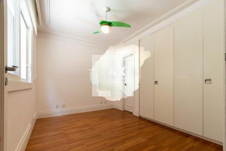 Casa à venda com 4 quartos, 1007m² em Jardim Silvia (Zona Oeste), São Paulo