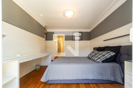 Casa à venda com 4 quartos, 1007m² em Jardim Silvia (Zona Oeste), São Paulo