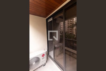 Apartamento à venda com 69m², 1 quarto e 2 vagasVaranda da Sala