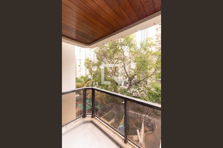 Apartamento à venda com 69m², 1 quarto e 2 vagasVaranda da Sala