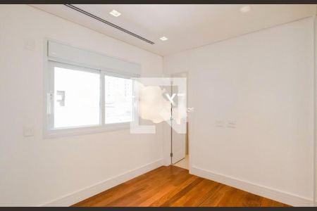 Apartamento à venda com 456m², 4 quartos e 5 vagas