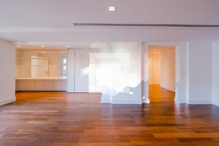 Apartamento à venda com 456m², 4 quartos e 5 vagas