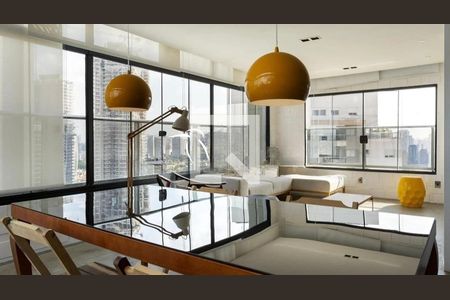 Apartamento à venda com 2 quartos, 200m² em Jardim das Acacias, São Paulo