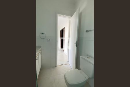 Casa de condomínio à venda com 164m², 3 quartos e 2 vagasBanheiro da Suíte 1