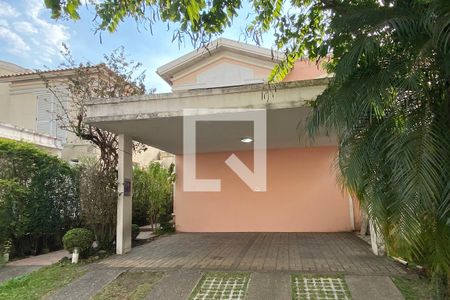 Casa de condomínio à venda com 164m², 3 quartos e 2 vagasFachada