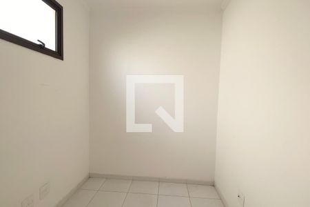 Casa de condomínio à venda com 164m², 3 quartos e 2 vagasQuarto de Serviço