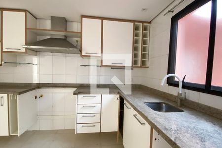 Casa de condomínio à venda com 164m², 3 quartos e 2 vagasCozinha