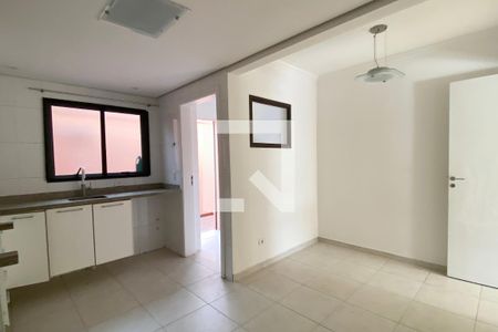 Casa de condomínio à venda com 164m², 3 quartos e 2 vagasCozinha