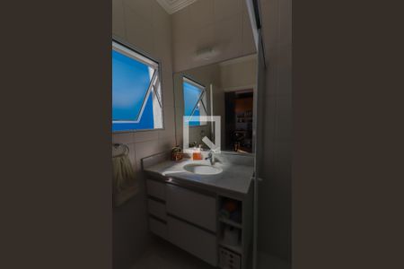 Casa de condomínio à venda com 220m², 3 quartos e 6 vagasSuíte 2