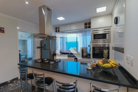 Casa de condomínio à venda com 220m², 3 quartos e 6 vagasCozinha