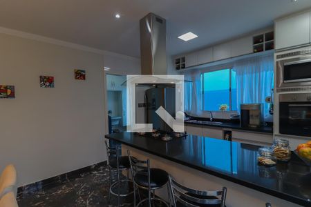 Casa de condomínio à venda com 220m², 3 quartos e 6 vagasCozinha