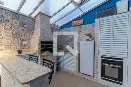 Casa de condomínio à venda com 220m², 3 quartos e 6 vagasCozinha