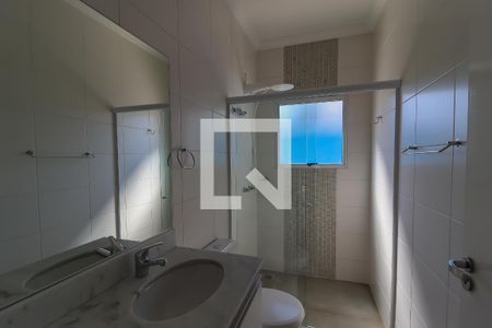 Casa de condomínio à venda com 220m², 3 quartos e 6 vagasSuíte 3