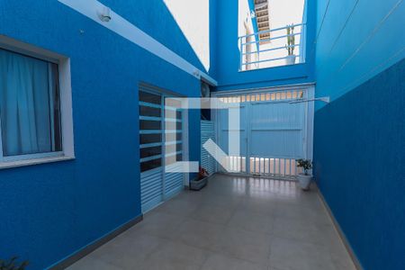 Casa de condomínio à venda com 220m², 3 quartos e 6 vagasQuintal