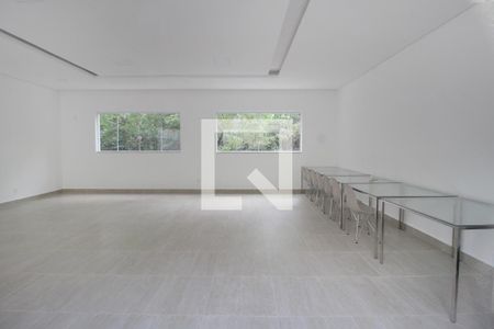 Apartamento para alugar com 45m², 2 quartos e 1 vagaÁrea comum - Salão de festas