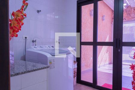 Casa à venda com 135m², 3 quartos e 2 vagas Casa à venda com 135m², 3 quartos e 2 vagasÁrea de Serviço